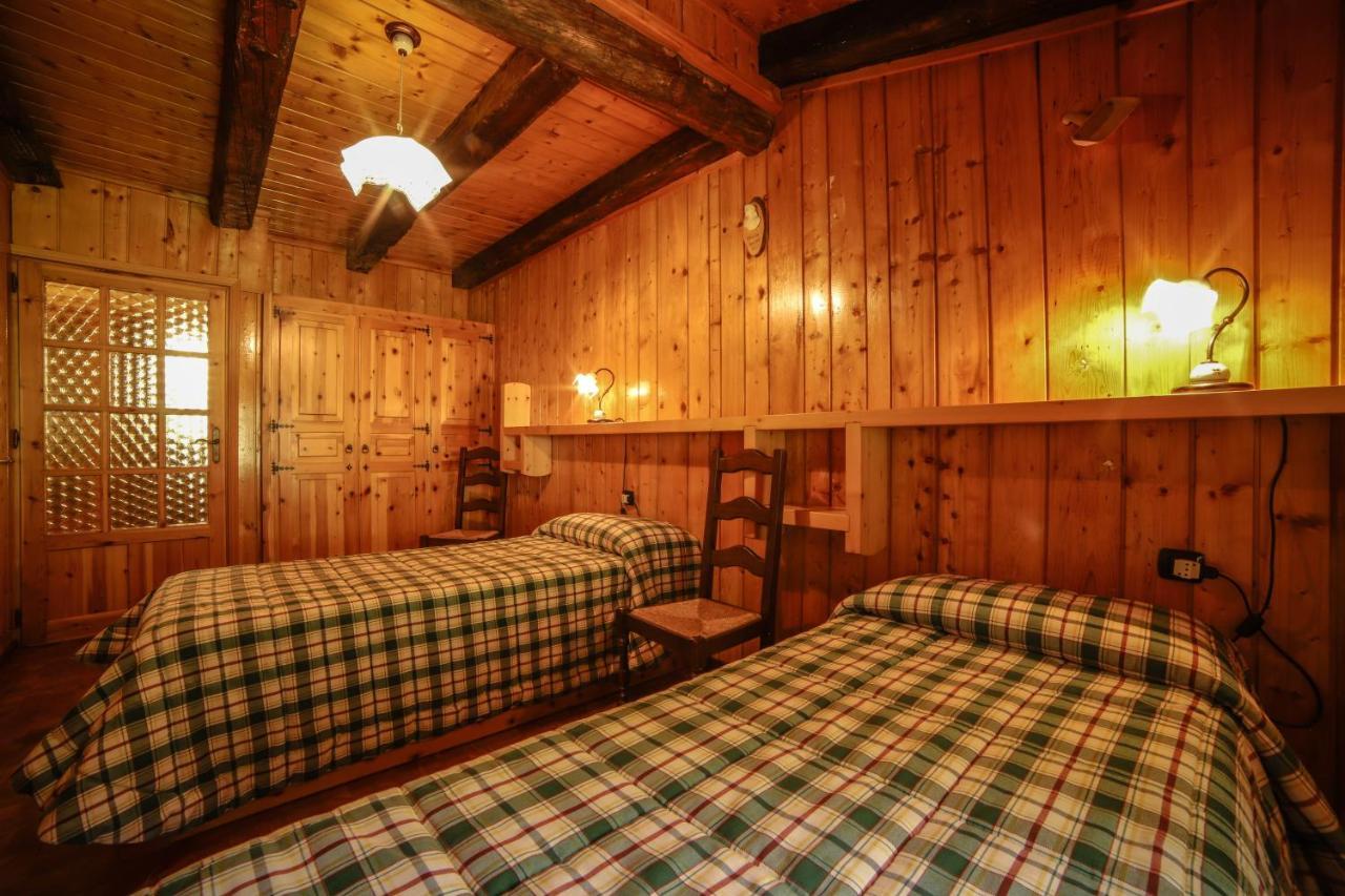 Antica Casa Di Montagna Maison Bovard Вальгризанш Экстерьер фото